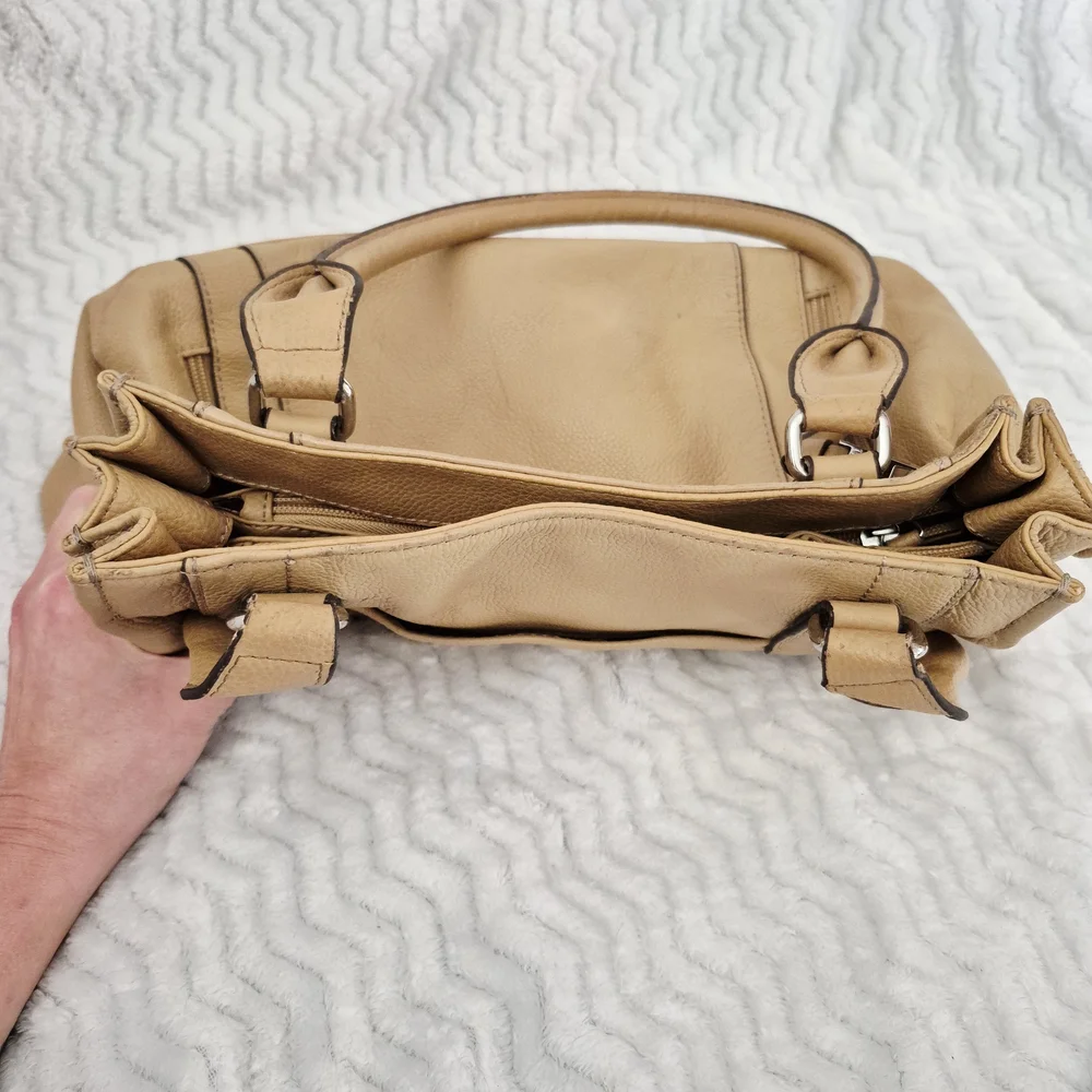 Tignanello Tan Shoulder Bag - Picture 3 of 15
